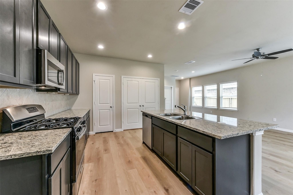 3842 Sugardale Street - Photo 11