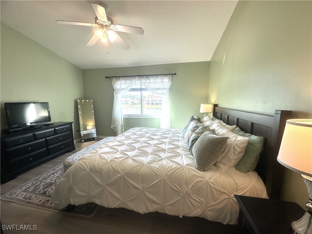 6880 Huntington Lakes Circle - Photo 7
