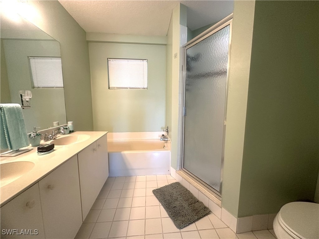 6880 Huntington Lakes Circle - Photo 9