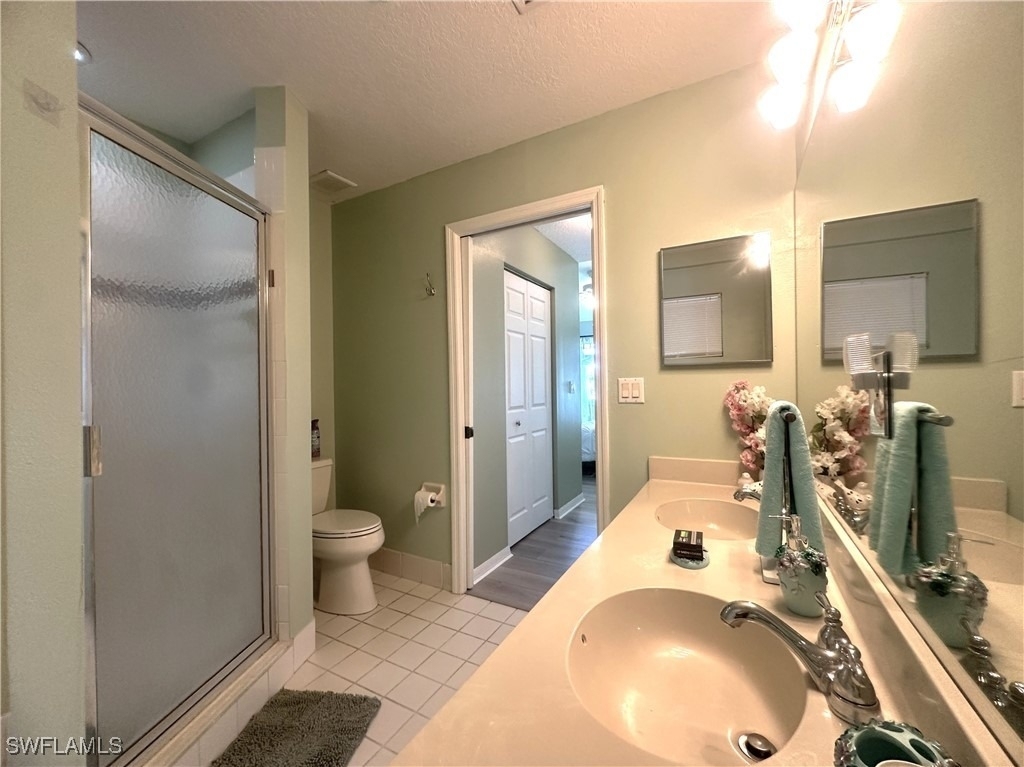 6880 Huntington Lakes Circle - Photo 10