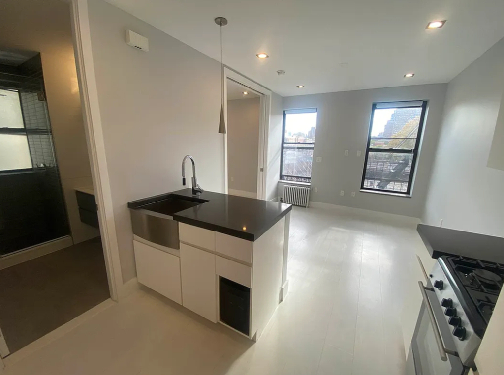 195 Stanton Street - Photo 0