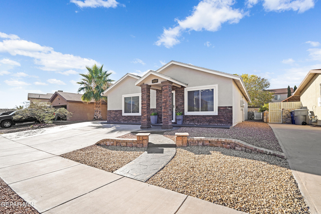 11929 Mesquite Rock Drive - Photo 0