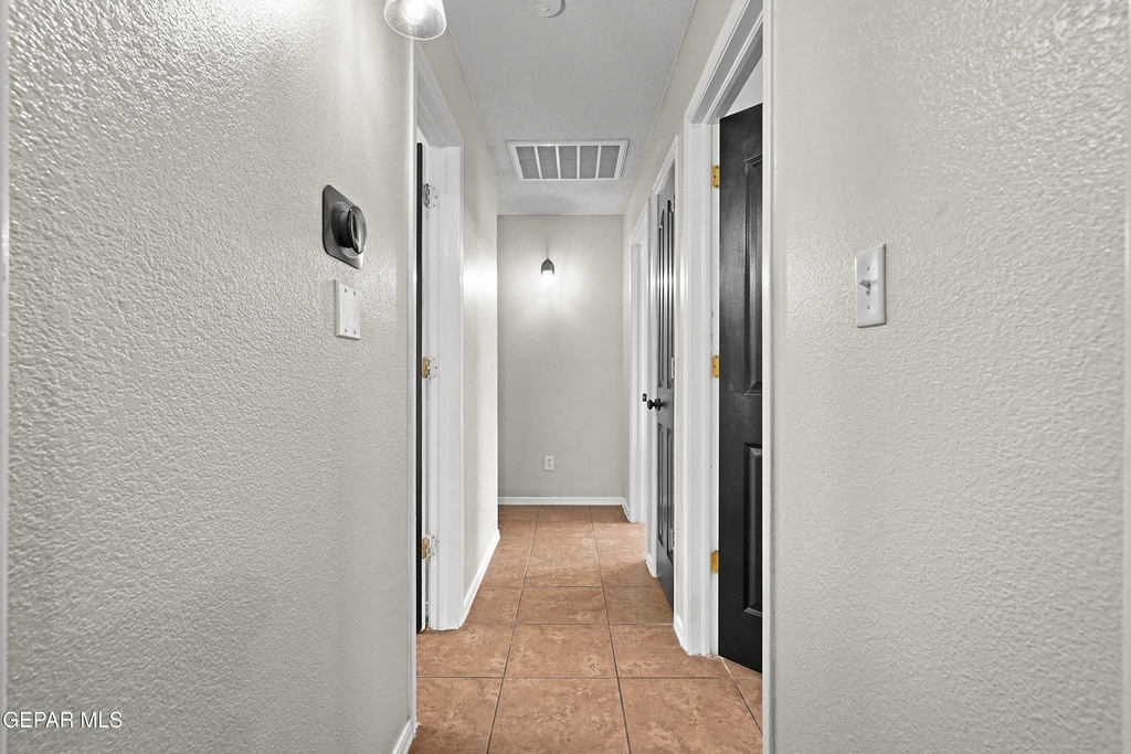 11929 Mesquite Rock Drive - Photo 22