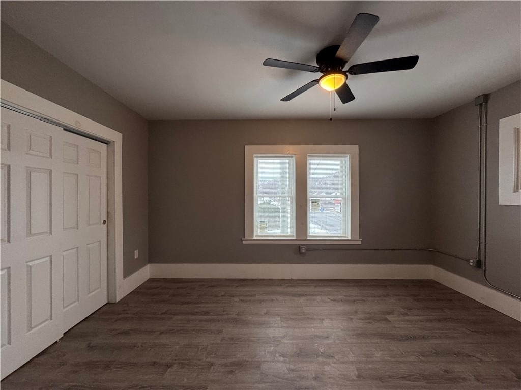 2042 Dewey Avenue - Photo 2