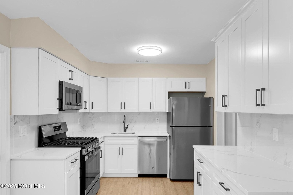 4 Cooper Court - Photo 9