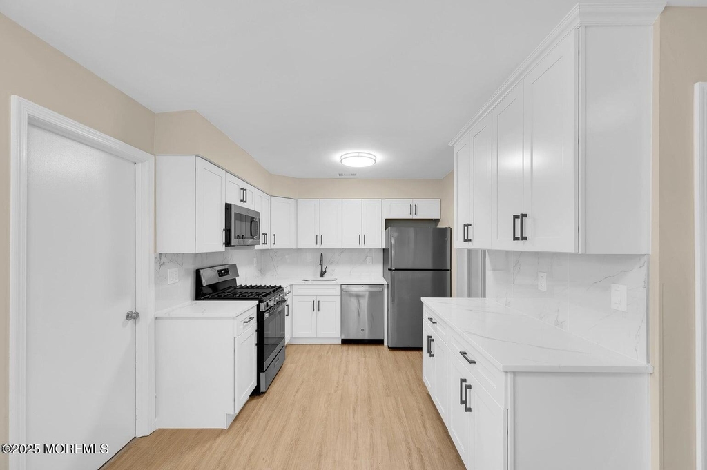 4 Cooper Court - Photo 8