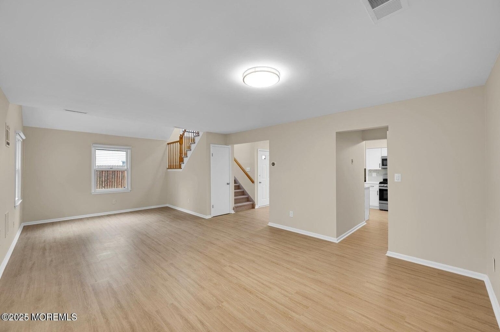 4 Cooper Court - Photo 4