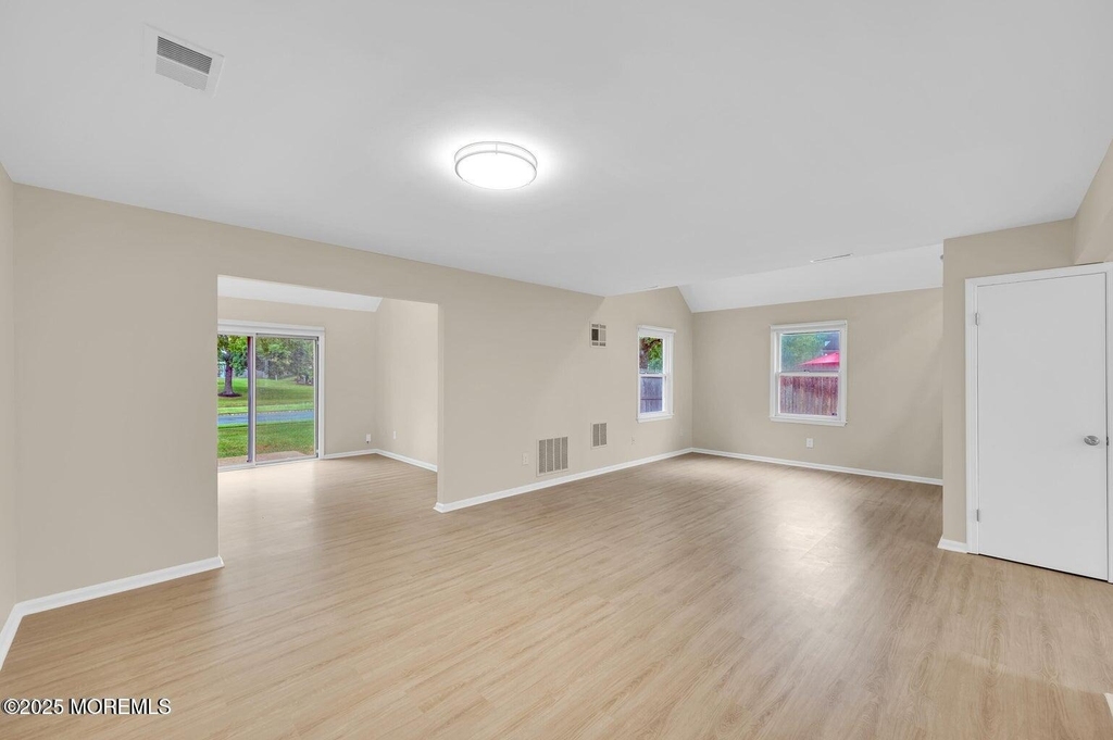 4 Cooper Court - Photo 3