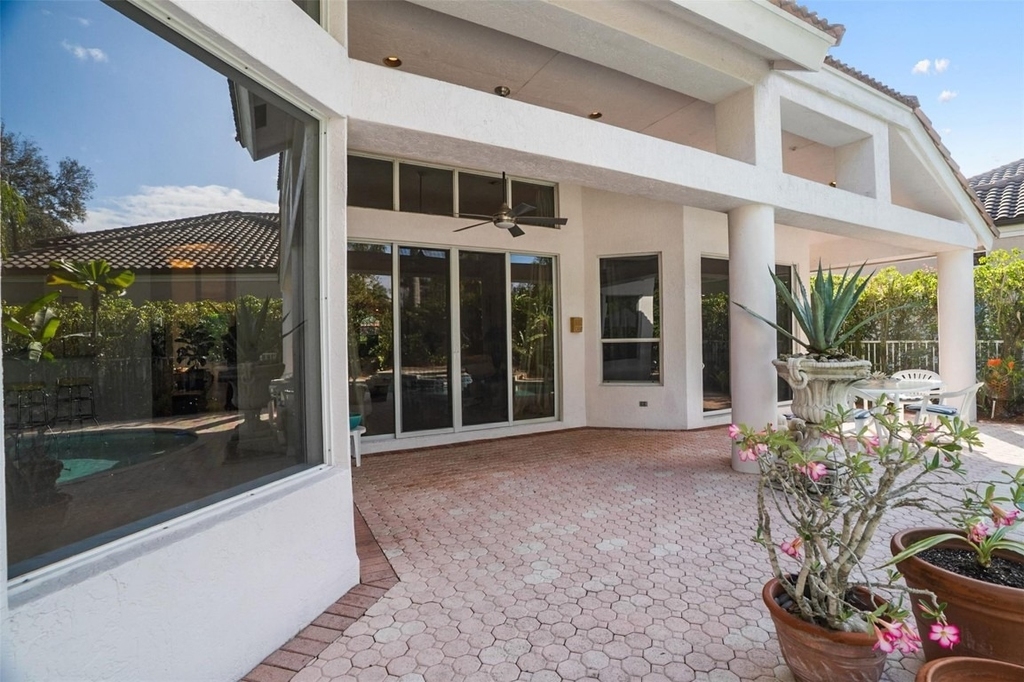 1012 Sw 156th Avenue - Photo 54