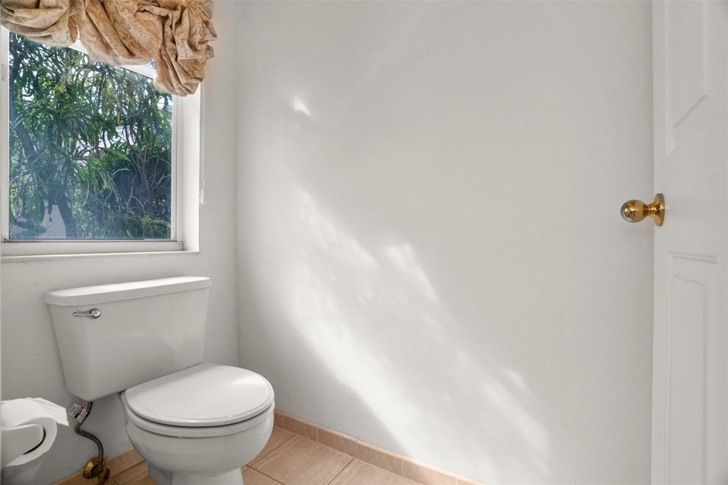 1012 Sw 156th Avenue - Photo 36