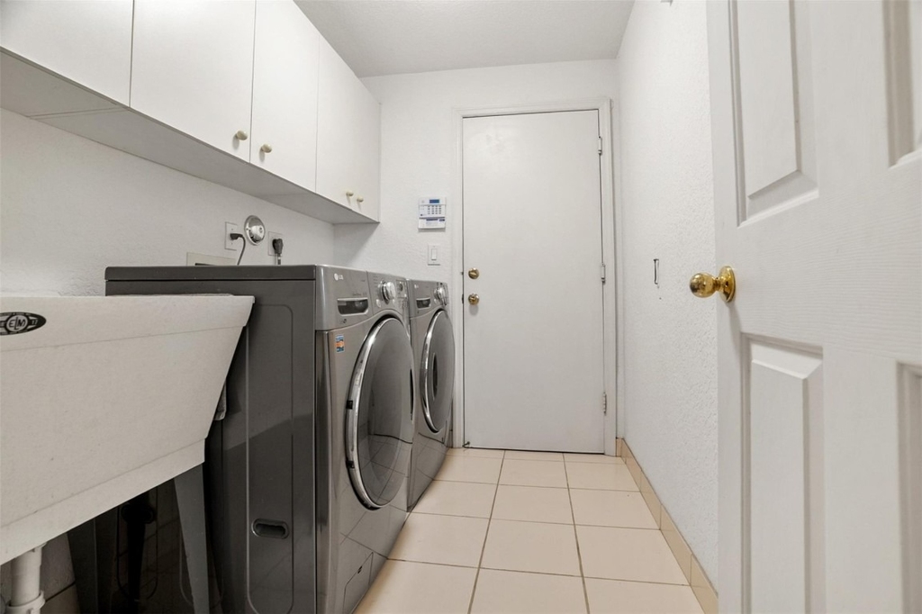1012 Sw 156th Avenue - Photo 40