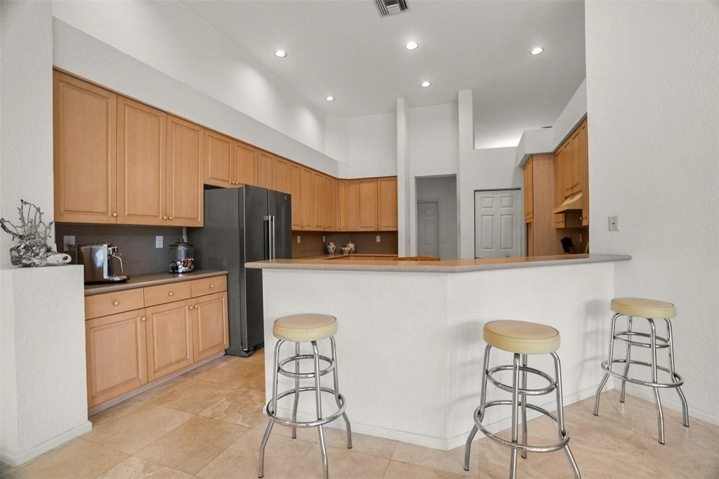 1012 Sw 156th Avenue - Photo 18