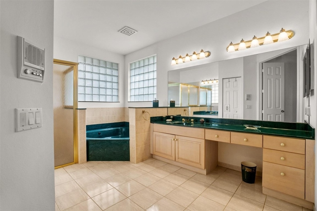 1012 Sw 156th Avenue - Photo 34