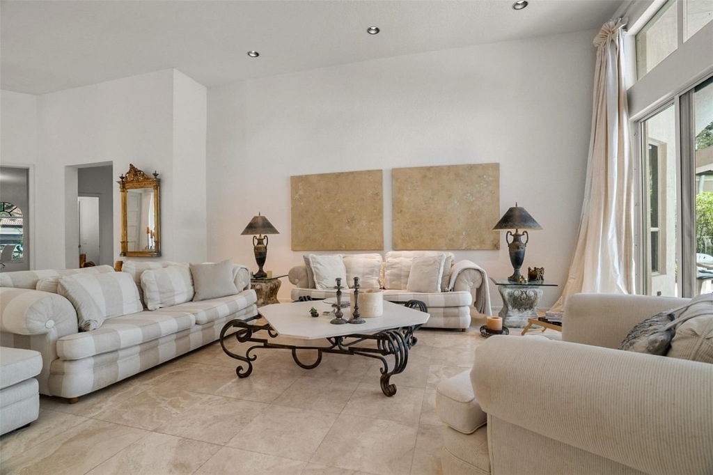 1012 Sw 156th Avenue - Photo 12