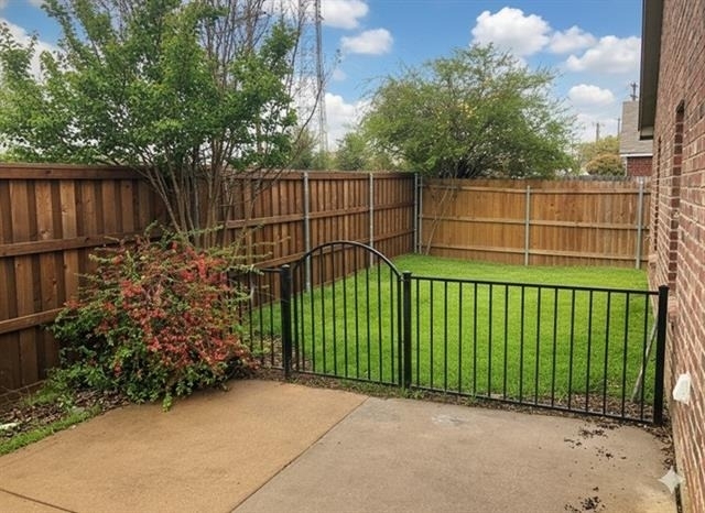 4625 Indian Rock Drive - Photo 1