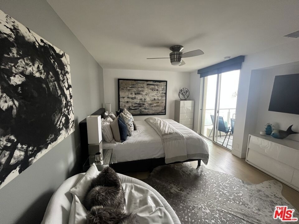 723 Palisades Beach Road - Photo 11