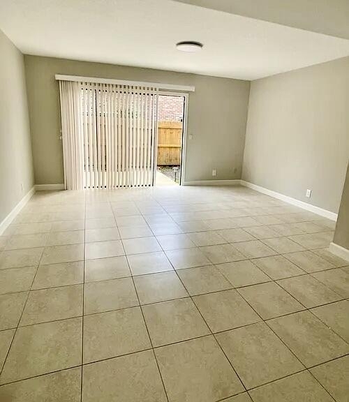 413 N Cypress Drive - Photo 4
