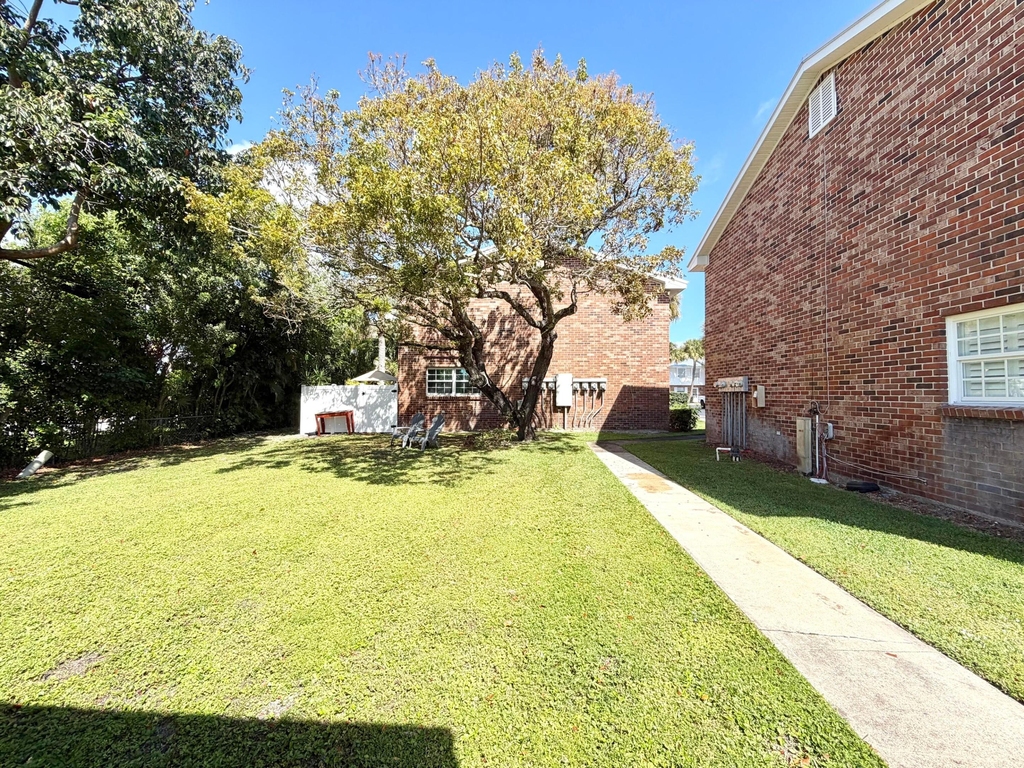 413 N Cypress Drive - Photo 26