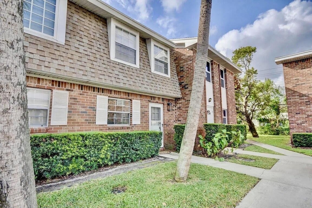 413 N Cypress Drive - Photo 21