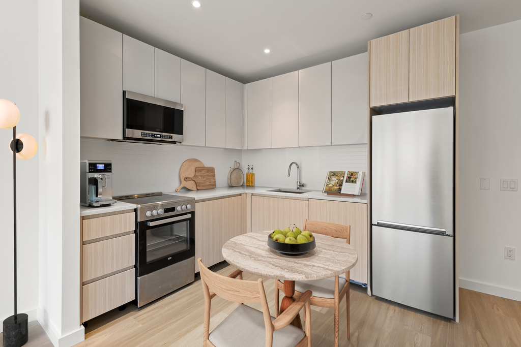 West 225th Street - Photo 1
