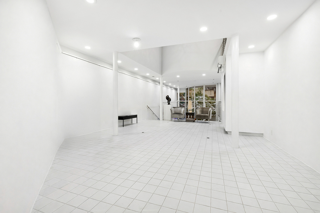 22 E 81st Street - Photo 0