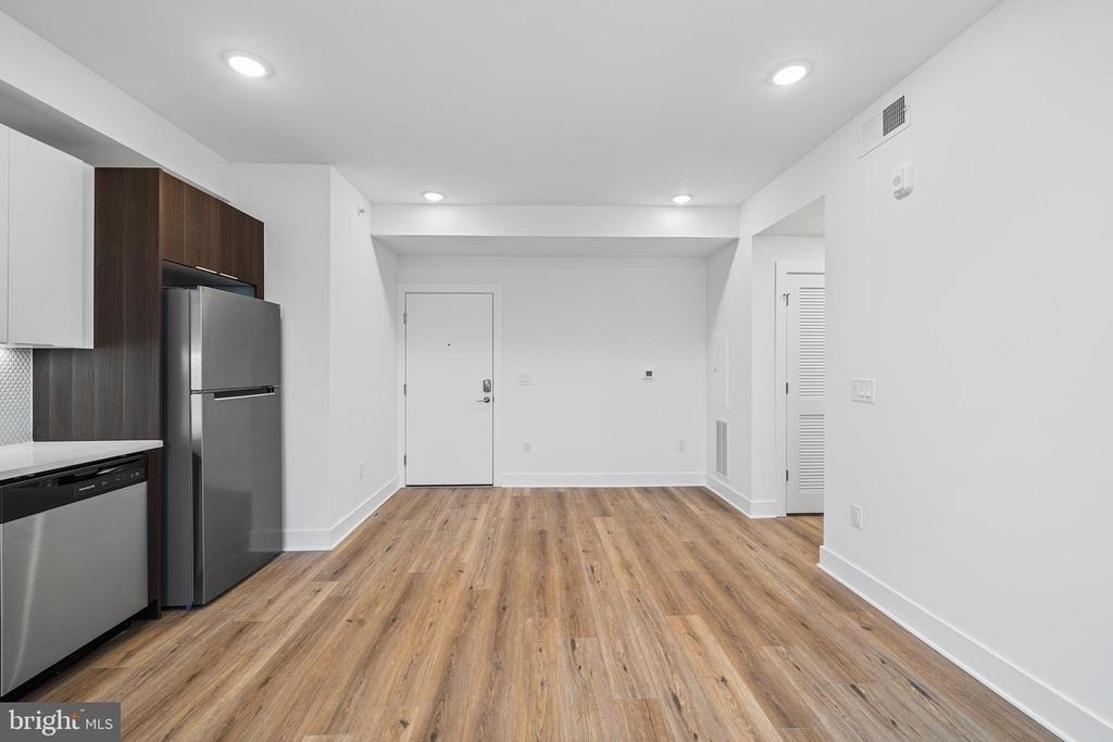 4324 Lancaster Avenue - Photo 6