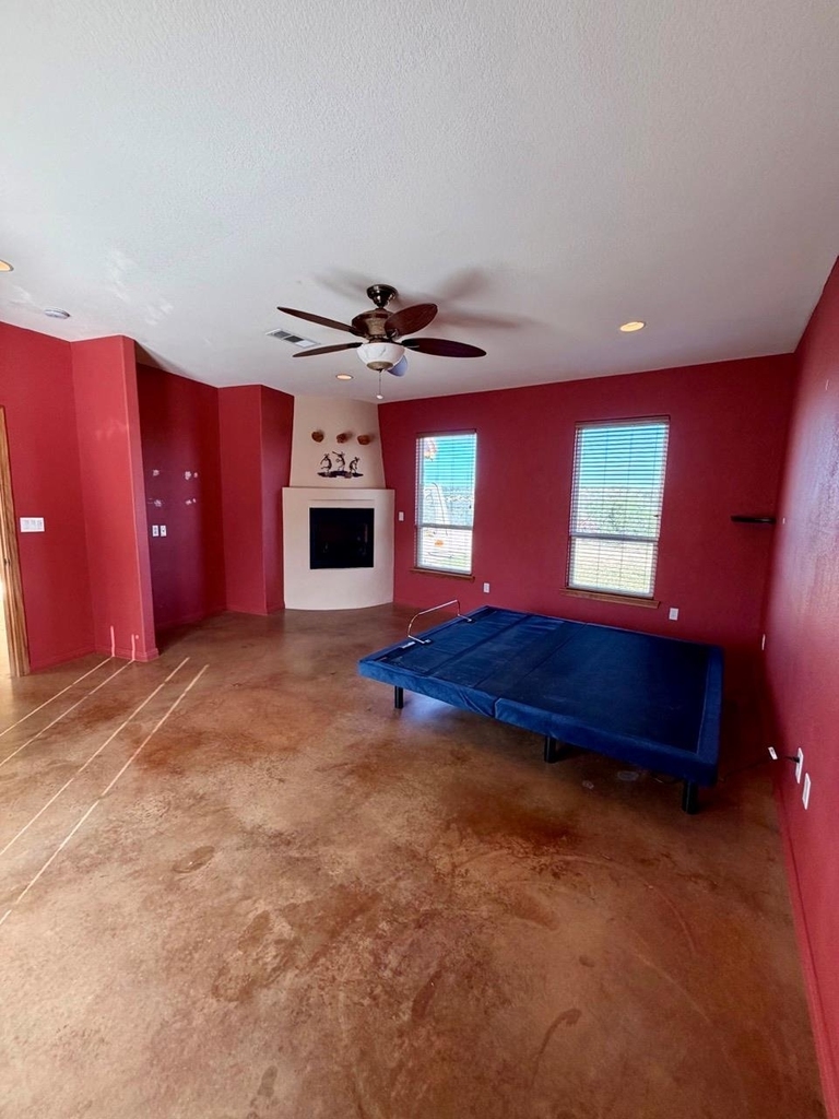 8256 S Us Highway 183 - Photo 29