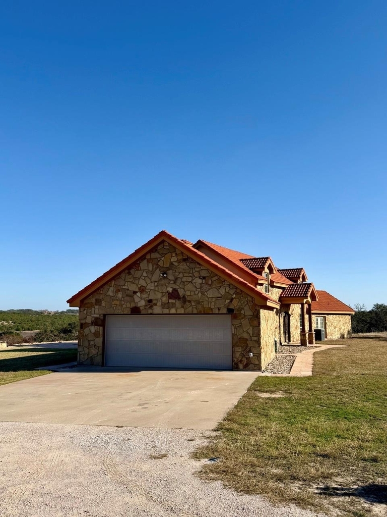 8256 S Us Highway 183 - Photo 3