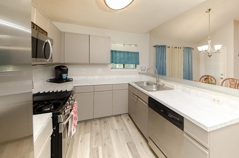 2112 Waterway Bnd - Photo 8