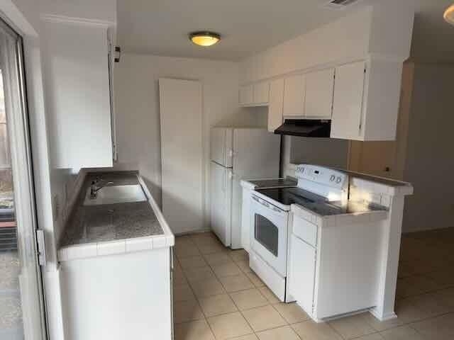 3409 Dolphin Dr - Photo 3