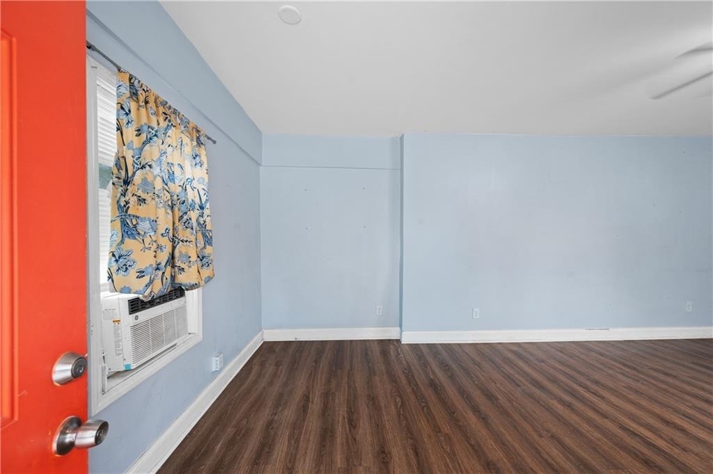 1124 Graymont Drive Sw - Photo 1