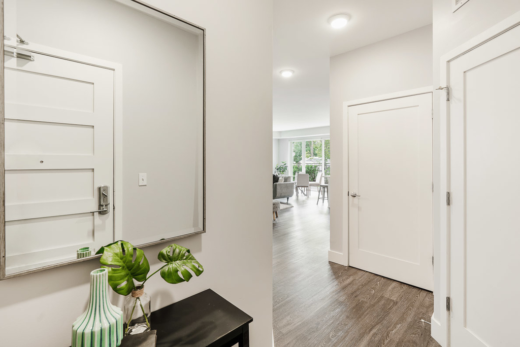 101 W Liberty Street - Photo 5