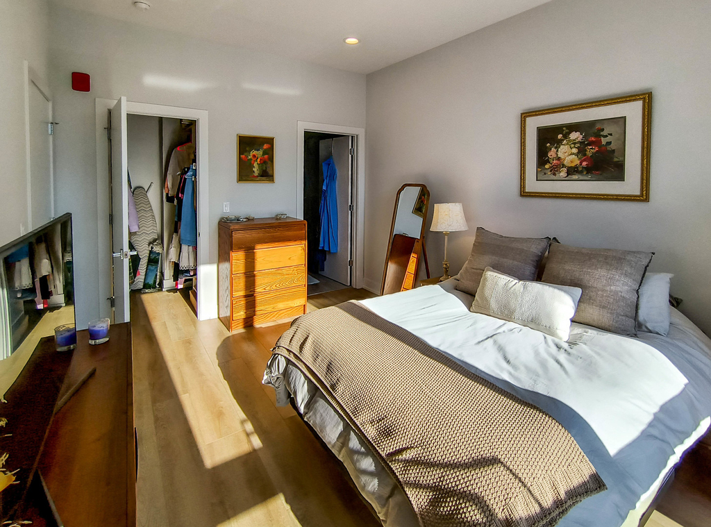 2924 W Medill Avenue - Photo 4