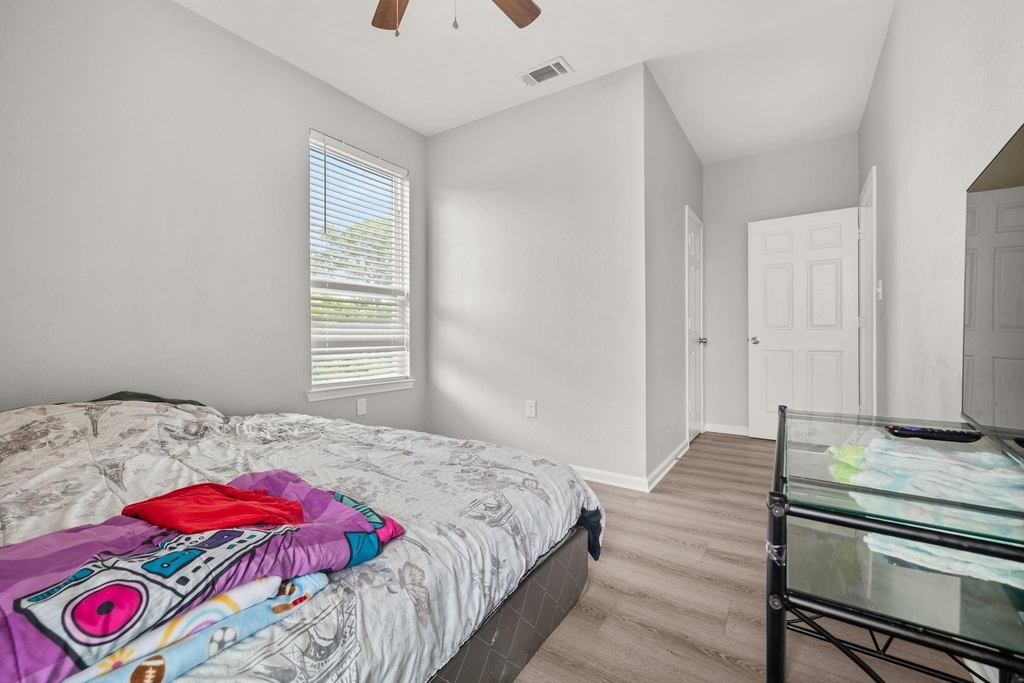 8534 Woodlyn Road - Photo 20
