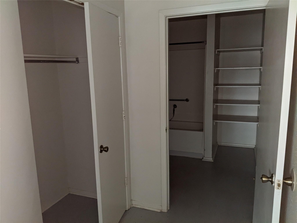 591 E Highway Street - Photo 7