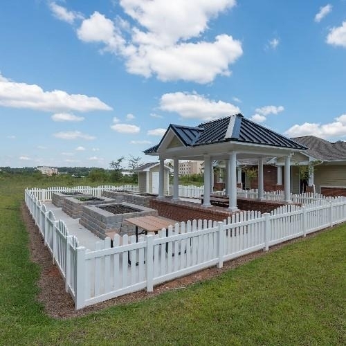 372 Ash Street - Photo 1