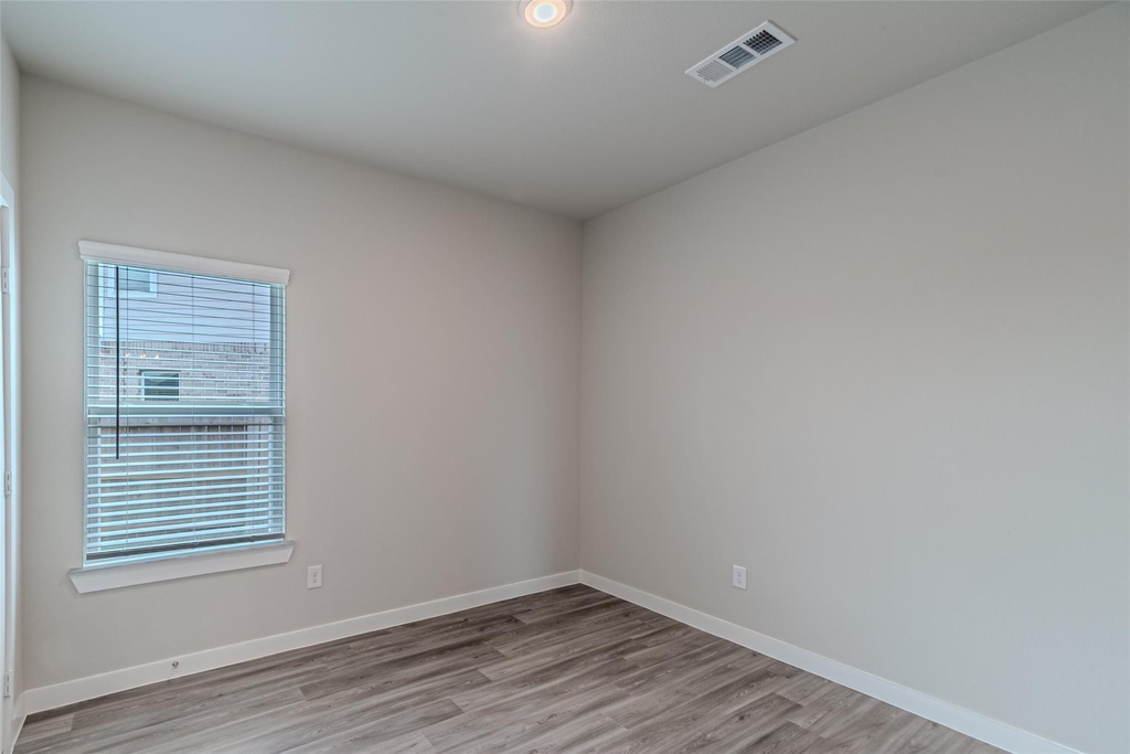 21606 Wave Hollow Drive - Photo 16
