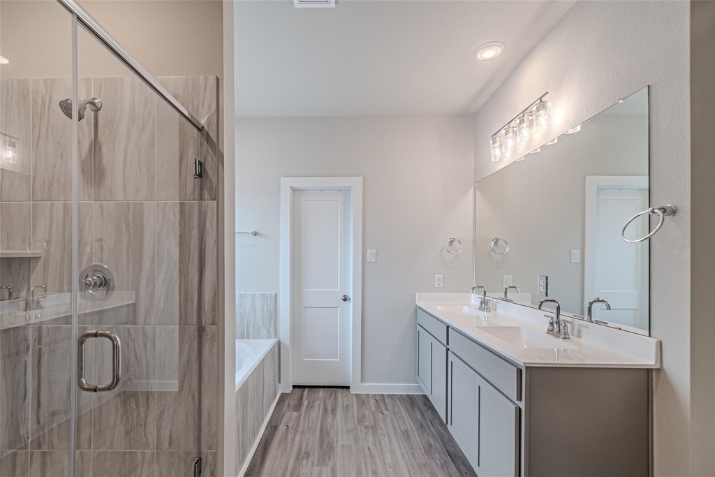 21606 Wave Hollow Drive - Photo 12
