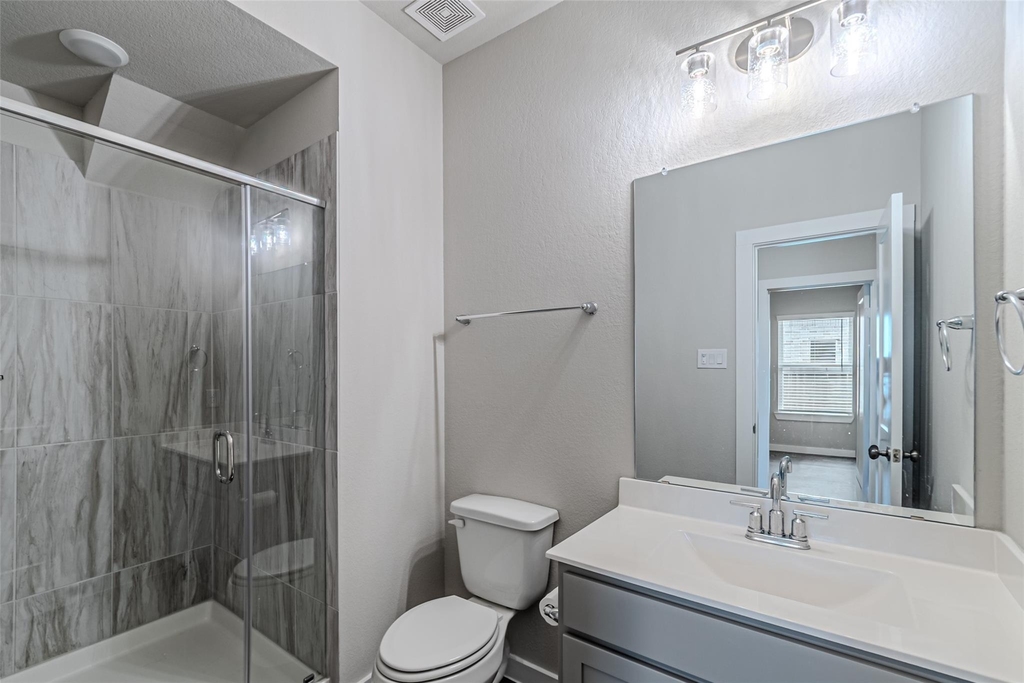 21606 Wave Hollow Drive - Photo 18