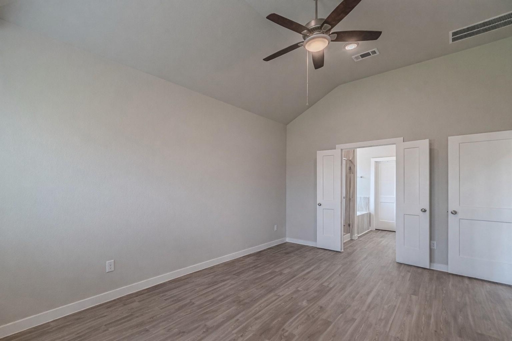 21606 Wave Hollow Drive - Photo 43