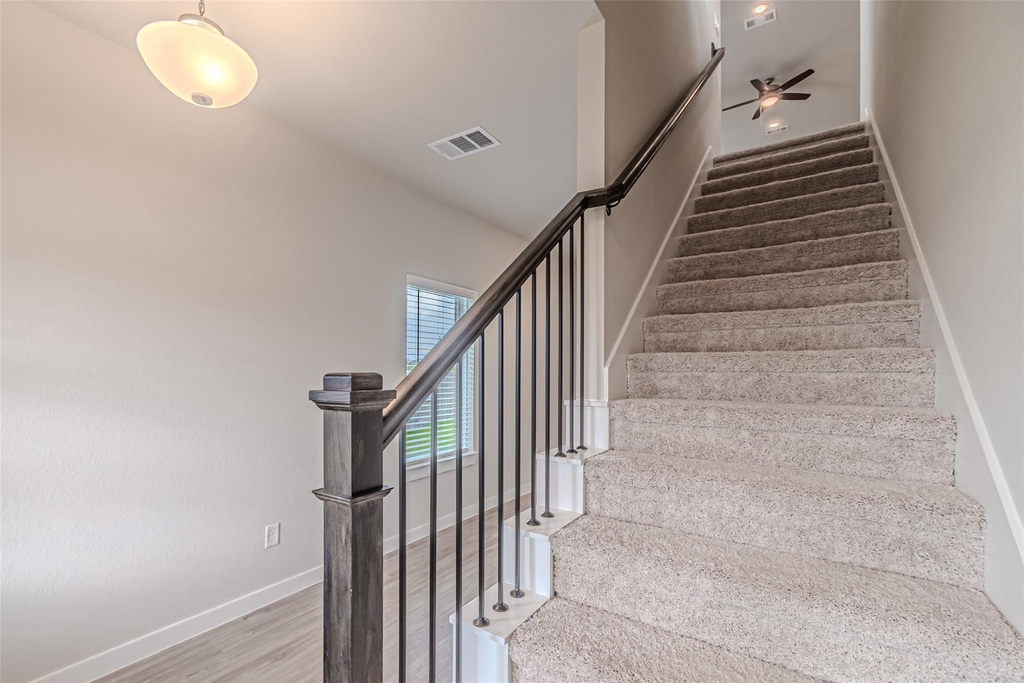 21606 Wave Hollow Drive - Photo 19