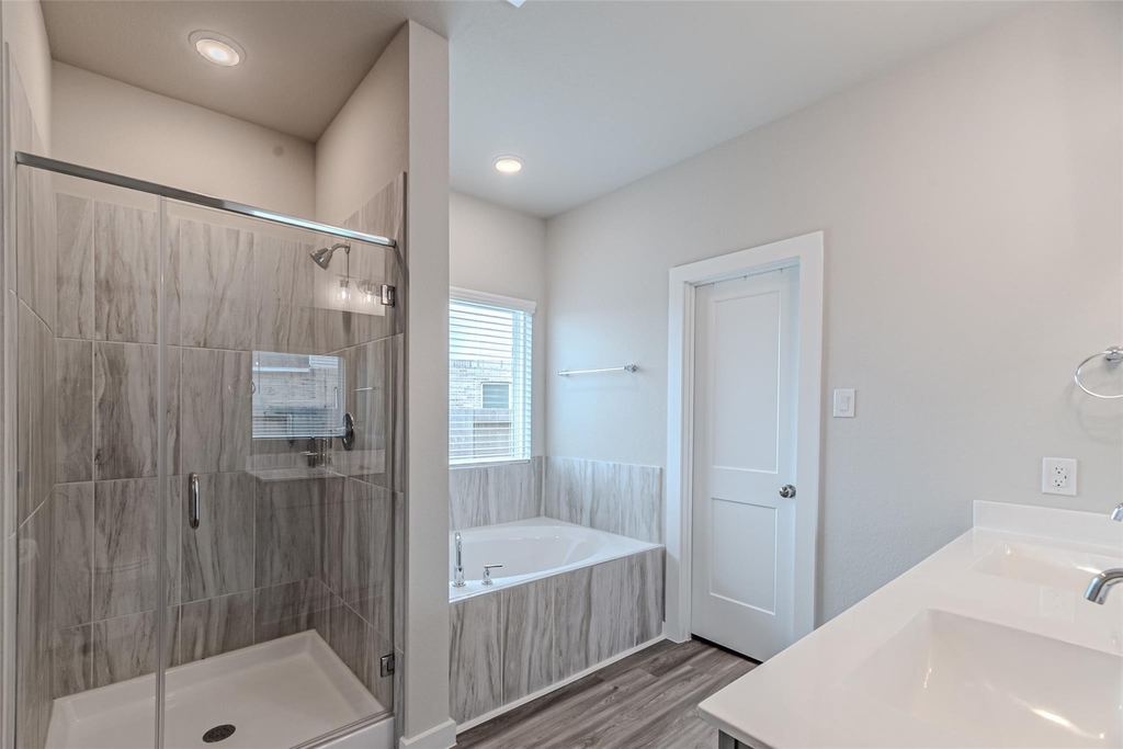 21606 Wave Hollow Drive - Photo 13