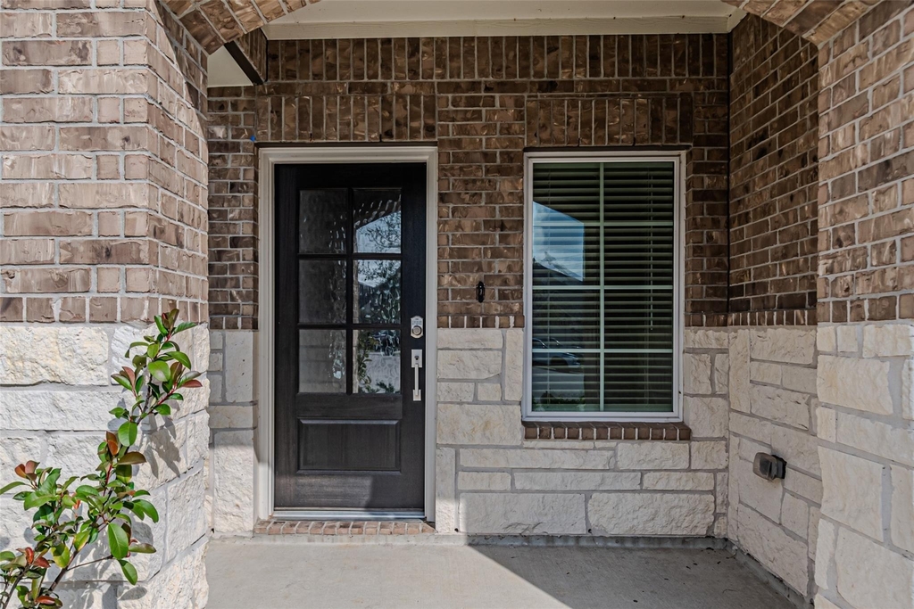 21606 Wave Hollow Drive - Photo 2
