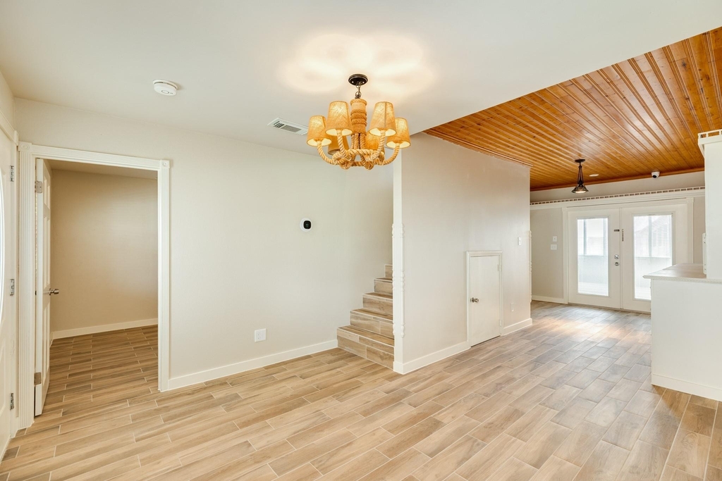 805 Seashell Drive - Photo 6