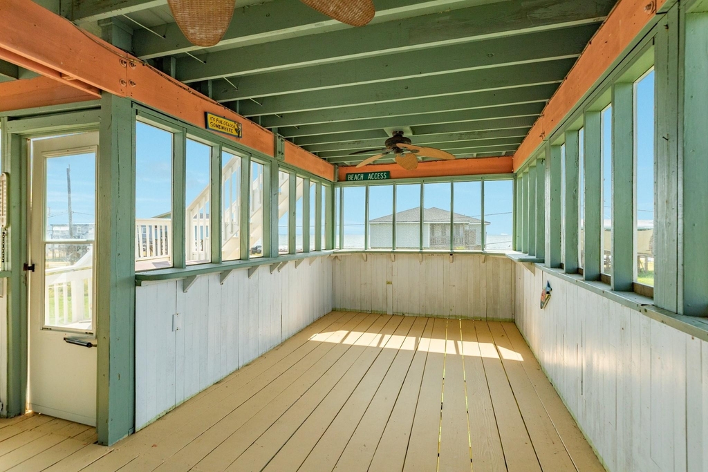 805 Seashell Drive - Photo 8