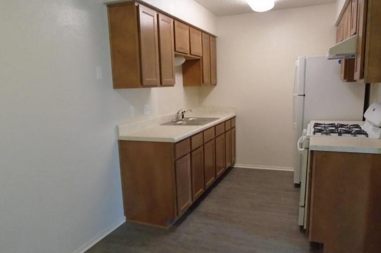 909 W 7th St - Photo 7