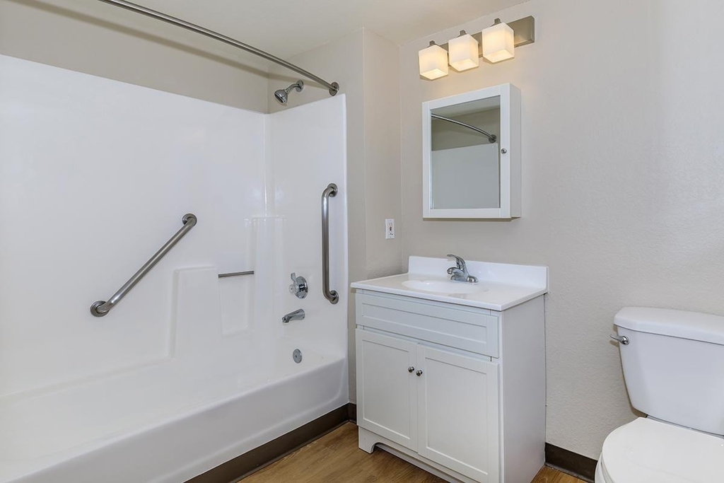 1701 Waco Street - Photo 5