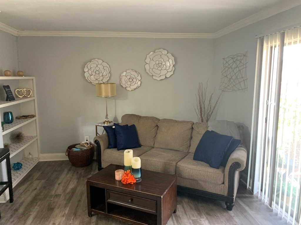 3770 Lovers Wood Lane - Photo 3