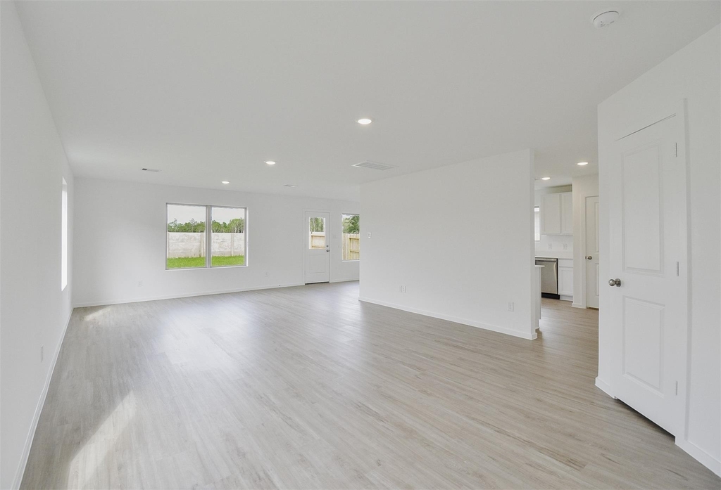 18546 Cepagatti Dr - Photo 5