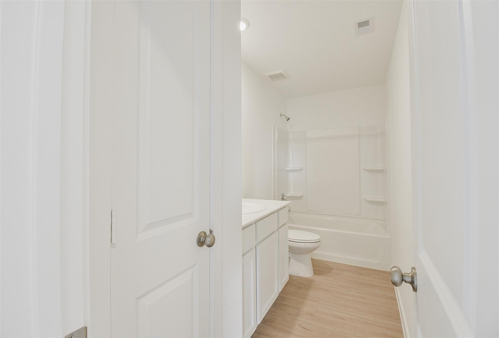 18546 Cepagatti Dr - Photo 32
